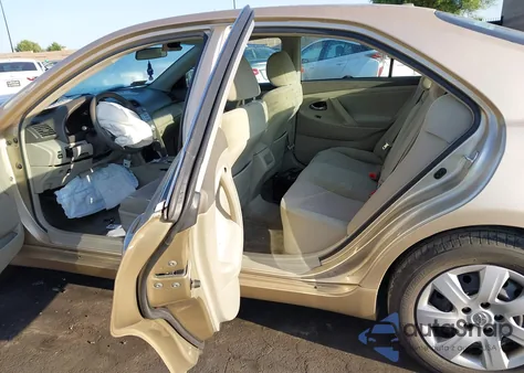 2011 Toyota Camry Le из США, поврежденный, VIN 4T1BF3EK7BU139777